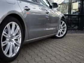 Audi A8 (2010) thumbnail 9