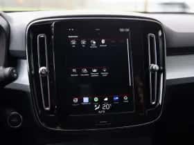 Volvo XC40 (2018) thumbnail 15