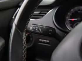 Škoda Octavia (2015) thumbnail 12