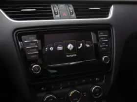 Škoda Octavia (2015) thumbnail 13
