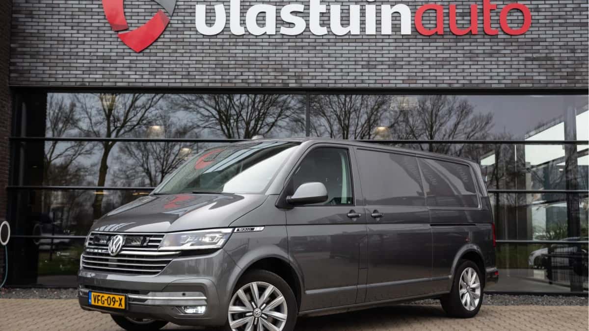 Volkswagen Transporter (2019) — foto 1