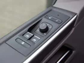 Volkswagen Transporter (2019) thumbnail 20