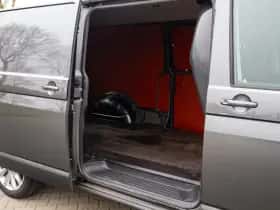 Volkswagen Transporter (2019) thumbnail 21