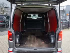 Volkswagen Transporter (2019) thumbnail 22