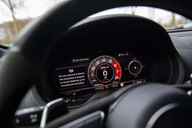 Audi RS3 (2019) thumbnail 6