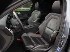 Volvo S60 (2019) thumbnail 4