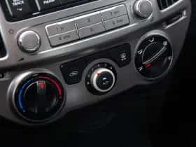 Hyundai i20 (2012) thumbnail 11