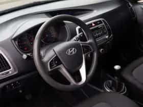 Hyundai i20 (2012) thumbnail 4