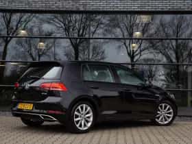 Volkswagen Golf (2018) thumbnail 2