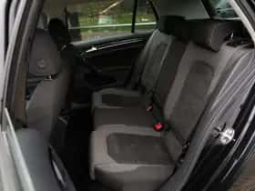 Volkswagen Golf (2018) thumbnail 11