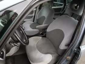 Citroën Xsara Picasso (2005) thumbnail 3