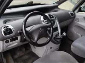 Citroën Xsara Picasso (2005) thumbnail 4