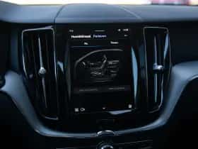 Volvo XC60 (2023) thumbnail 12
