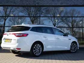 Renault Mégane (2018) thumbnail 2