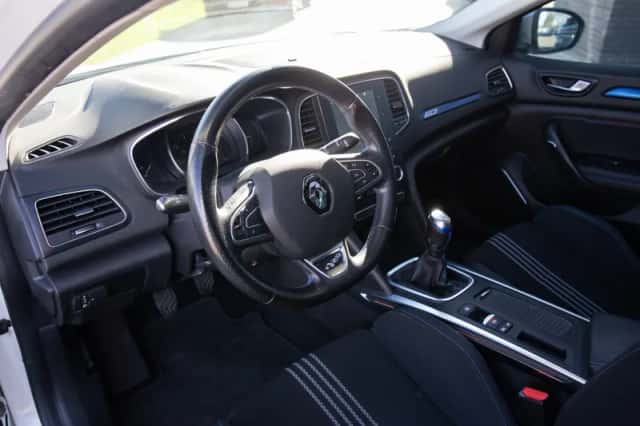 Renault Mégane (2019) thumbnail 5