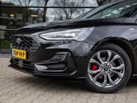 Ford Focus thumbnail 8