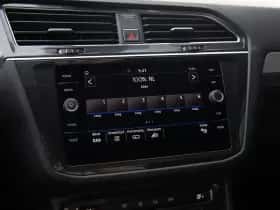 Volkswagen Tiguan (2017) thumbnail 17