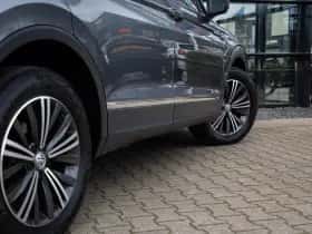 Volkswagen Tiguan (2017) thumbnail 9
