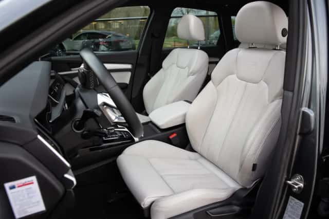 Audi Q5 (2021) thumbnail 4