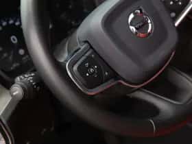 Volvo XC40 thumbnail 11