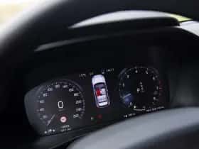 Volvo XC40 thumbnail 12
