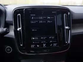 Volvo XC40 thumbnail 18