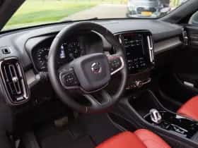 Volvo XC40 (2018) thumbnail 5