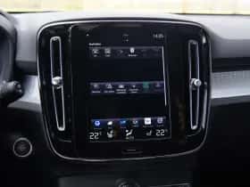 Volvo XC40 thumbnail 18