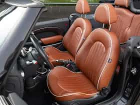 MINI Cabrio (2006) thumbnail 3