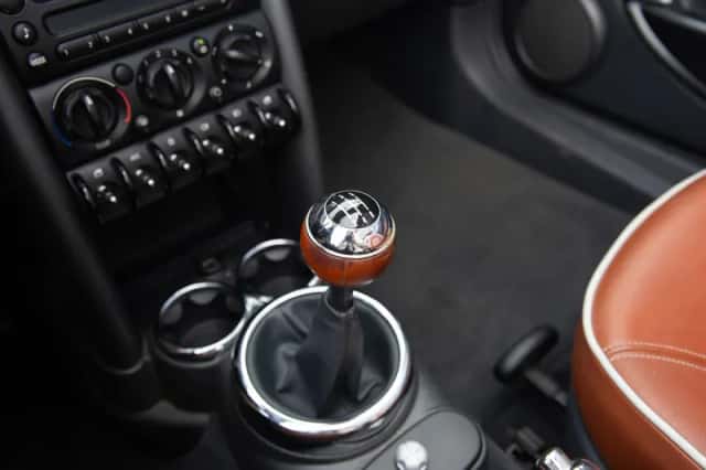 MINI Cooper (2007) thumbnail 5