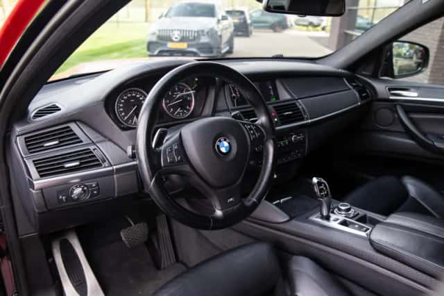 BMW X6 (2012) thumbnail 3