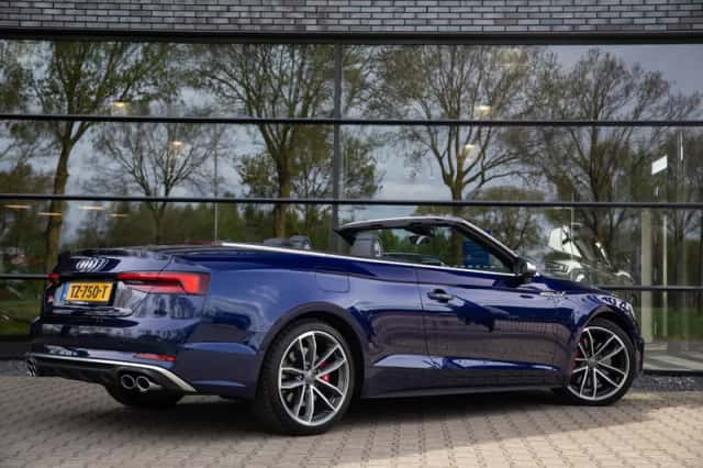 Audi A5 (2018) thumbnail 2