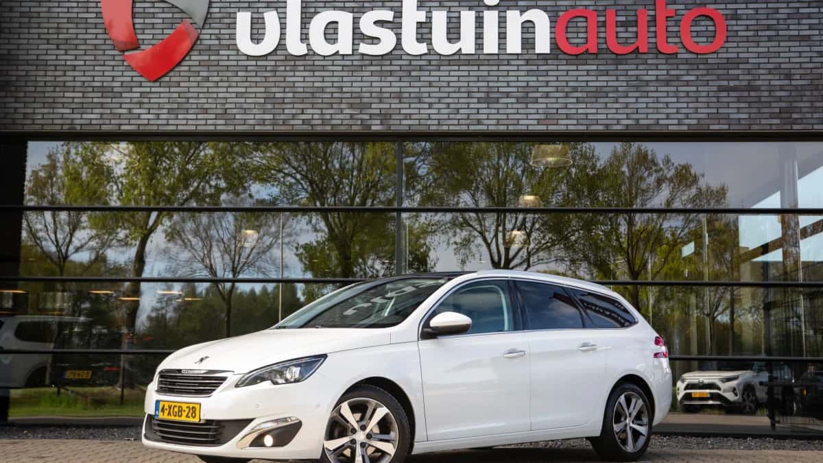 Peugeot 308 (2014) — foto 1