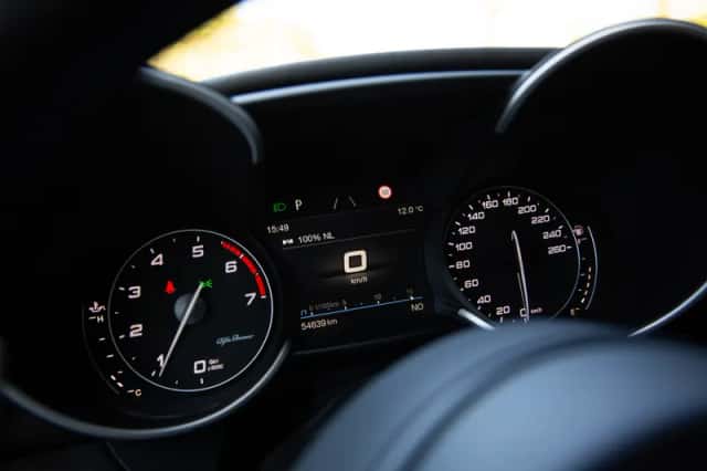 Alfa Romeo Giulia (2020) thumbnail 6