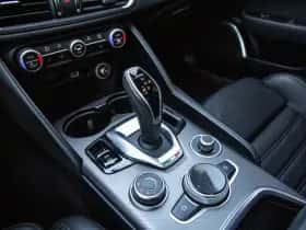 Alfa Romeo Giulia (2020) thumbnail 7