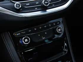 Opel Astra (2015) thumbnail 18