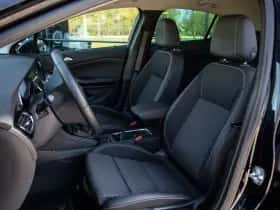 Opel Astra (2015) thumbnail 3