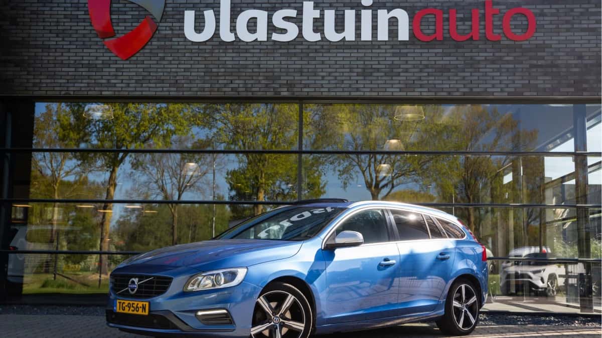 Volvo V60 (2017) — foto 1