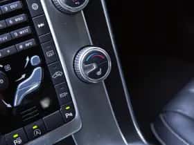 Volvo V60 (2017) thumbnail 17