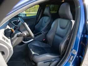 Volvo V60 (2017) thumbnail 4