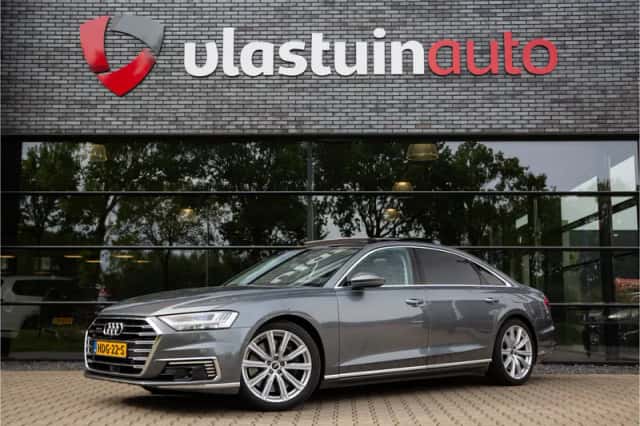 Audi A8 (2021) thumbnail 1