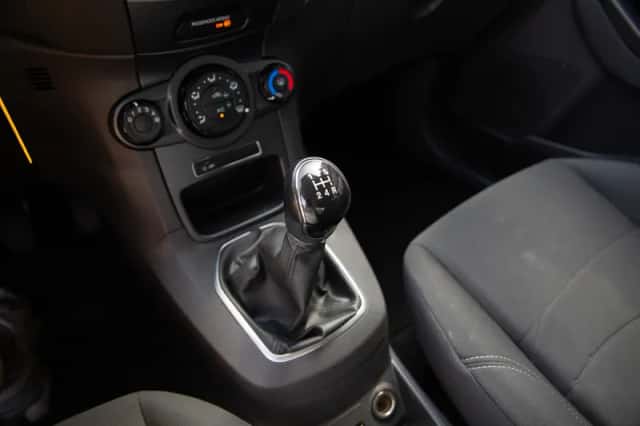 Ford Fiesta (2014) thumbnail 5