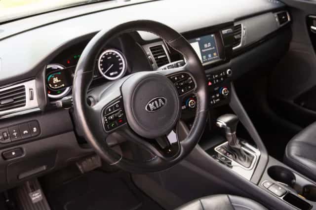 Kia Niro (2017) thumbnail 4