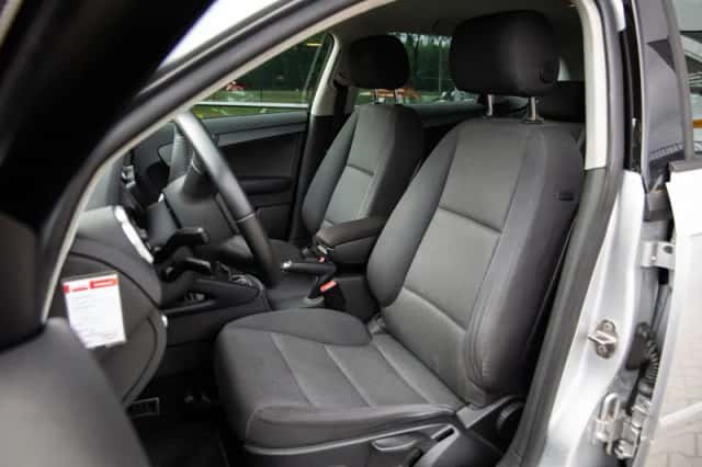 Audi A3 (2012) thumbnail 3