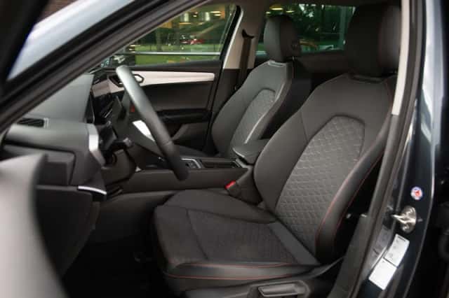 SEAT Leon Sportstourer (2022) thumbnail 3