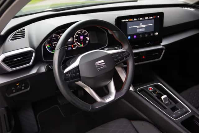 SEAT Leon Sportstourer (2022) thumbnail 4