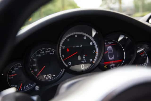 Porsche 911 (2014) thumbnail 5