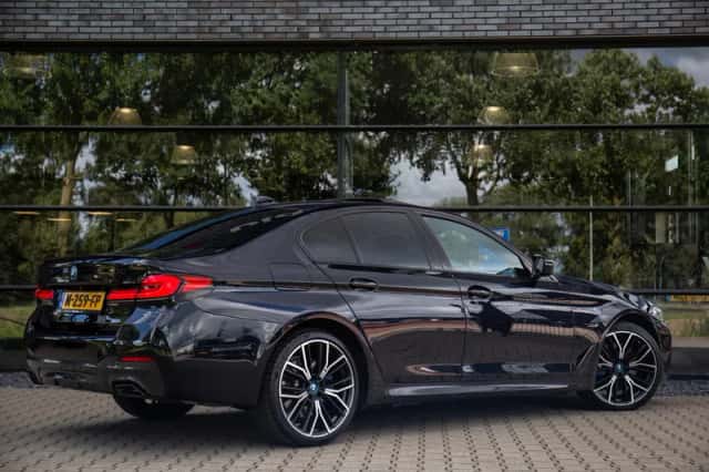 BMW 5-Serie (2021) thumbnail 2