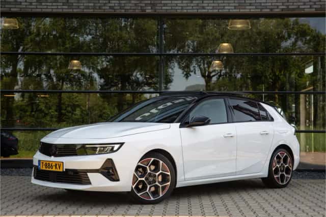 Opel Astra (2022) thumbnail 6