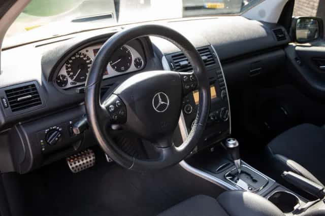 Mercedes-Benz A-Klasse (2009) thumbnail 4